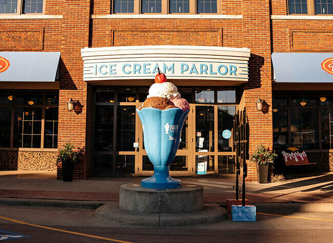 Ice cream statue in front of the Wells Visitor Center in Le Mars, Iowa